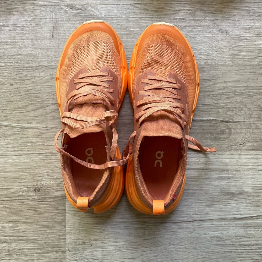 On Running Women's Cloudsoma Trail Running Tangerine Orange 7 $150 - Picture 8 of 8